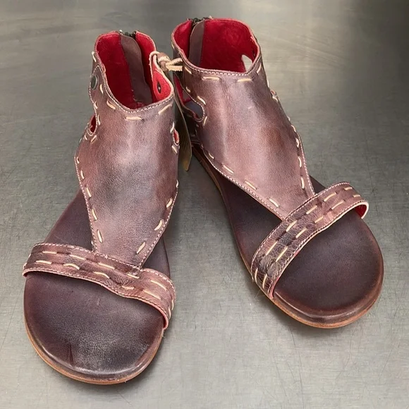 LAST PAIR! Host Pick! Bed Stu “Soto” leather sandals. New in box from Sundance. - Picture 3 of 8